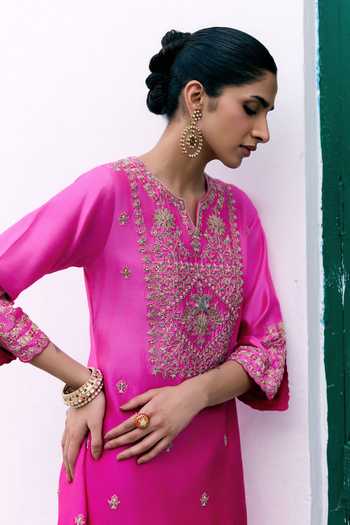 Buy_Pink City by Sarika_Pink Silk, Chanderi Round Neck Lotus And Mor Gharchola Kurta Set 