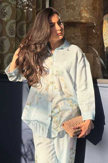 Buy Rainas Grey Cotton, Linen Collared Neck The Walled Garden Floral Print Pant Set Online at Aza Fashions Buy_Rainas_Grey Cotton, Linen Collared Neck The Walled Garden Floral Print Pant Set _Online_at_Aza_Fashions