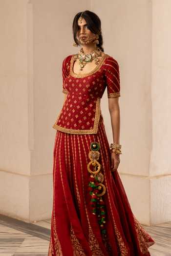 Buy Nimbu Mirchi Red Chanderi Scoop Neck Nargis Embroidered Lehenga Set Online at Aza Fashions Buy_Nimbu Mirchi_Red Chanderi Scoop Neck Nargis Embroidered Lehenga Set _Online_at_Aza_Fashions