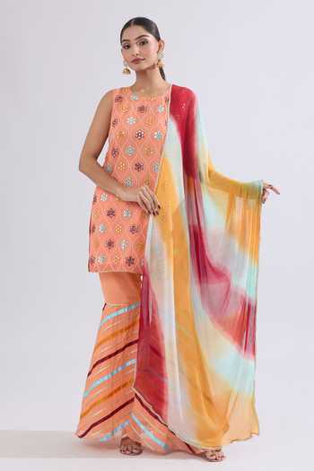 Samyukta Singhania Mughal Embroidered Peach Kurta Set 