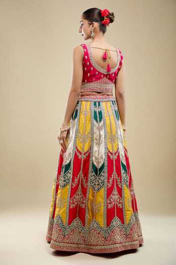 Samyukta Singhania Paisley Embroidered Lehenga Set 