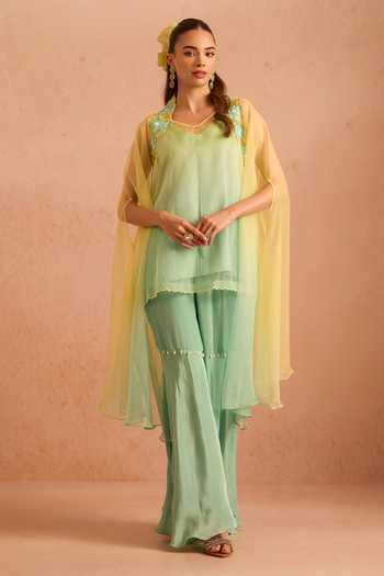 Tarini Vij Meher Embroidered Cape & Kurta Set 