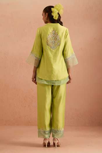 Tarini Vij Nurayat Border Embroidered Kurta & Pant Set 