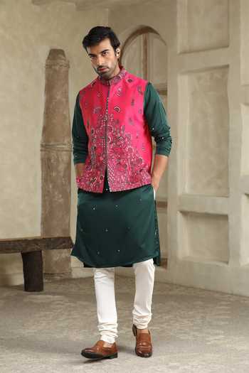 Kudrat Couture Embroidered Bundi & Kurta Set 