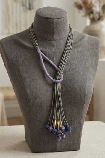 Zaza By Somya The Loop Theory Necklace 