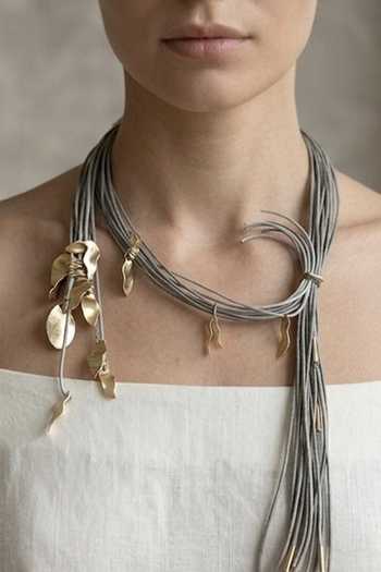 Zaza By Somya The Falling Leaf Necklace 