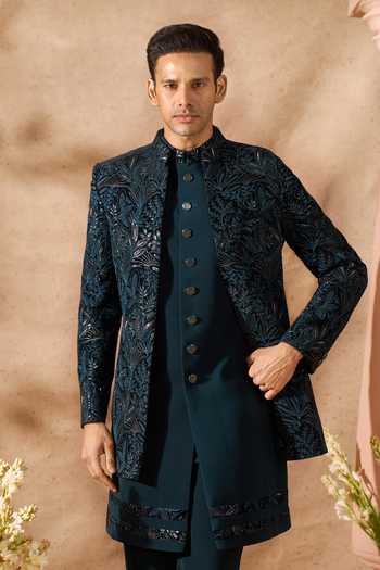 Arihant Rai Sinha Velvet Silk Embroidered Sherwani Set 