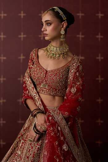 Buy ANGAD SINGH Red Silk Sweetheart Neck Chenab Embroidered Bridal Lehenga Set Buy_ANGAD SINGH_Red Silk Sweetheart Neck Chenab Embroidered Bridal Lehenga Set