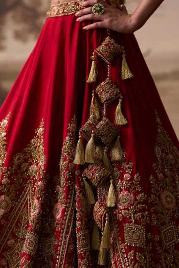Buy ANGAD SINGH Red Silk Sweetheart Neck Mehr Raw Bridal Lehenga Set Online at Aza Fashions Buy_ANGAD SINGH_Red Silk Sweetheart Neck Mehr Raw Bridal Lehenga Set _Online_at_Aza_Fashions