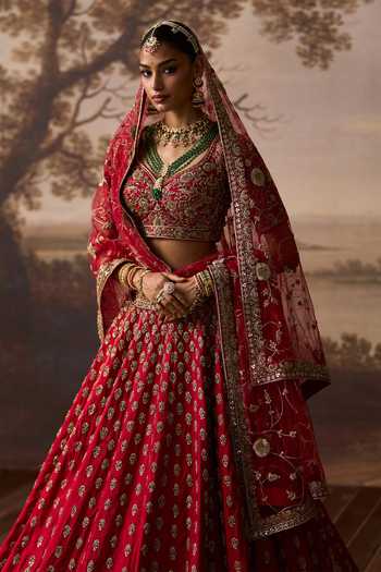 Buy ANGAD SINGH Red Silk Sweetheart Neck Rehmat Embroidered Bridal Lehenga Set Online at Aza Fashions Buy_ANGAD SINGH_Red Silk Sweetheart Neck Rehmat Embroidered Bridal Lehenga Set _Online_at_Aza_Fashions