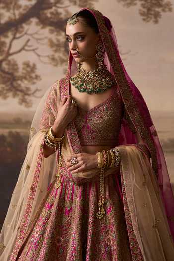ANGAD SINGH Pink Silk Sweetheart Neck Mauj Raw Bridal Lehenga Set at Aza Fashions ANGAD SINGH_Pink Silk Sweetheart Neck Mauj Raw Bridal Lehenga Set _at_Aza_Fashions