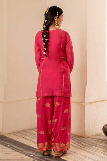 Nimbu Mirchi Najma Embroidered Kurta Set 