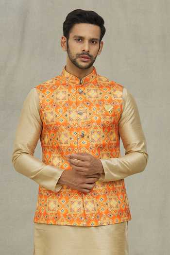 Arihant Rai Sinha Geometric Bandhani Printed Bundi 