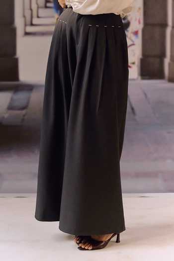 Maison Aguise Grey Cotton, Twill Pintucked Tailored Trouser Online at Aza Fashions Maison Aguise_Grey Cotton, Twill Pintucked Tailored Trouser _Online_at_Aza_Fashions