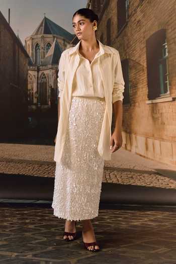 Buy_Maison Aguise_Off White Velvet, Lycra Sequinned Pencil Skirt _Online_at_Aza_Fashions