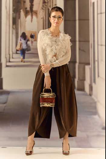 Maison Aguise Cream Knit Ostrich Feather Floral Applique Cardigan Online at Aza Fashions Maison Aguise_Cream Knit Ostrich Feather Floral Applique Cardigan _Online_at_Aza_Fashions