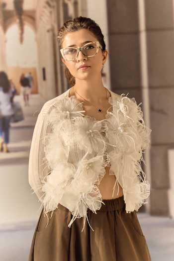 Buy Maison Aguise Cream Knit Ostrich Feather Floral Applique Cardigan Online at Aza Fashions Buy_Maison Aguise_Cream Knit Ostrich Feather Floral Applique Cardigan _Online_at_Aza_Fashions