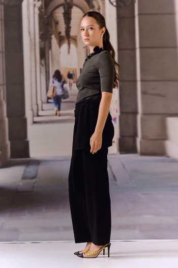 Maison Aguise Black Knit Round Neck Floral Applique Top Online at Aza Fashions Maison Aguise_Black Knit Round Neck Floral Applique Top _Online_at_Aza_Fashions