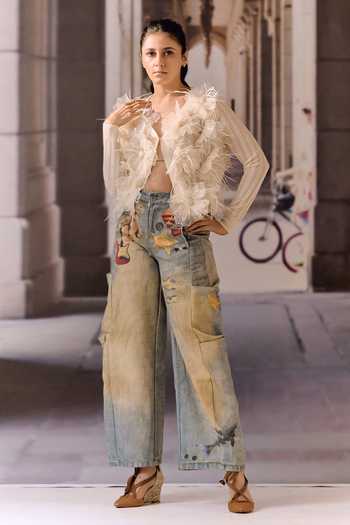 Buy Maison Aguise Ivory Knit Floral Applique Cardigan Buy_Maison Aguise_Ivory Knit Floral Applique Cardigan