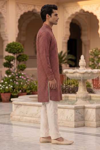 Prateek Munjal_Maroon Cotton Kurta Pant Set _Online_at_Aza_Fashions