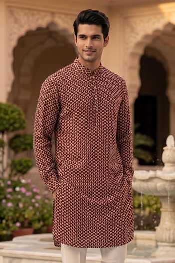 Prateek Munjal_Maroon Cotton Kurta Pant Set _at_Aza_Fashions