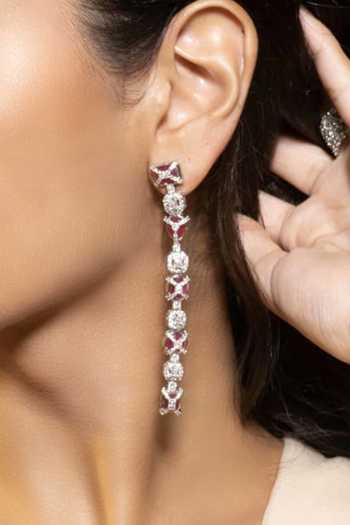 Mozaati Cross Over Earrings 