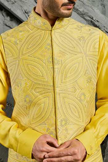 Sarab Khanijou_Yellow Chanderi Silk Sunray Embroidered Nehru Jacket And Kurta Set _Online_at_Aza_Fashions