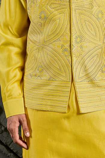 Buy_Sarab Khanijou_Yellow Chanderi Silk Sunray Embroidered Nehru Jacket And Kurta Set _Online_at_Aza_Fashions