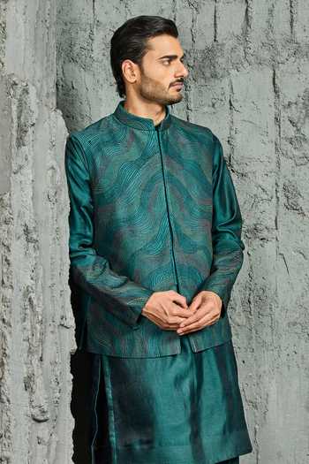 Sarab Khanijou_Green Chanderi Silk Wave Nehru Jacket And Kurta Set _Online_at_Aza_Fashions