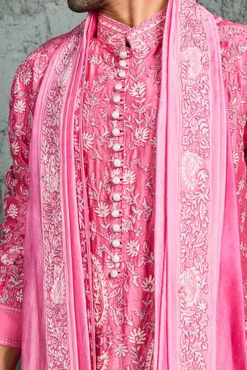 Buy Sarab Khanijou Pink Chanderi Silk Gulnaar Floral Embroidered Kurta Set Online at Aza Fashions Buy_Sarab Khanijou_Pink Chanderi Silk Gulnaar Floral Embroidered Kurta Set _Online_at_Aza_Fashions