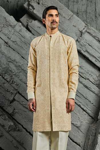 Sarab Khanijou Ivory Chanderi Silk Muse Flroal Embroidered Kurta Set Online at Aza Fashions Sarab Khanijou_Ivory Chanderi Silk Muse Flroal Embroidered Kurta Set _Online_at_Aza_Fashions