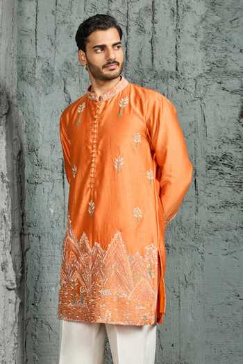 Sarab Khanijou_Orange Chanderi Silk Gulrang Embroidered Ridge Kurta Set _Online_at_Aza_Fashions