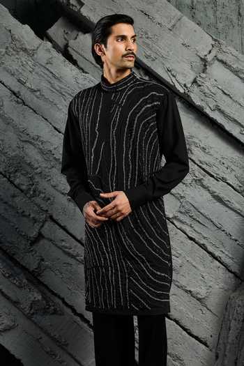 Sarab Khanijou Black Nocturne Glam Embroidered Kurta Set Online at Aza Fashions Sarab Khanijou_Black Nocturne Glam Embroidered Kurta Set _Online_at_Aza_Fashions