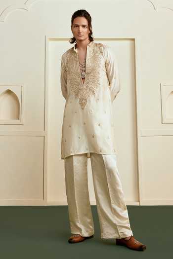 Gopi Vaid Pranav Embroidered Kurta Set 