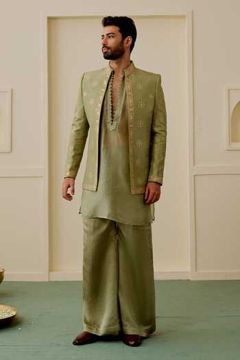 Gopi Vaid Vihaan Embroidered Jacket & Kurta Set 