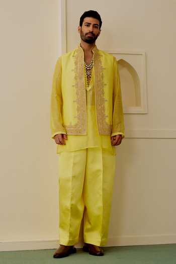 Gopi Vaid Aarav Embroidered Bundi & Kurta Set