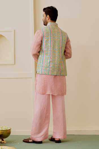 Gopi Vaid Vyomm Embroidered Bundi & Kurta Set 