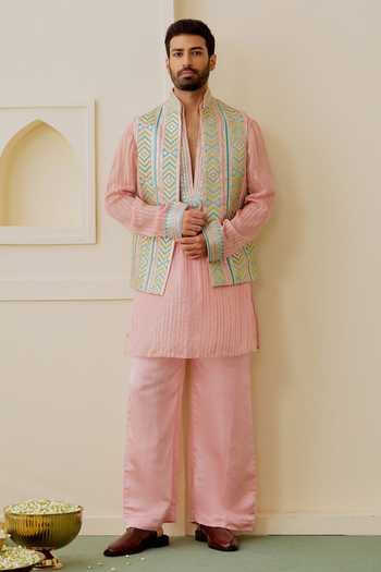Gopi Vaid Vyomm Embroidered Bundi & Kurta Set 