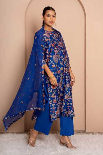 Kameez Blue Chanderi, Cotton Round Neck Garden Digital Print Kurta Set at Aza Fashions Kameez_Blue Chanderi, Cotton Round Neck Garden Digital Print Kurta Set _at_Aza_Fashions