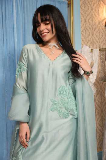 Midushi Bajoria_Blue Silk, Cotton, Organza V-neck Placement Embroidered Kurta Set _at_Aza_Fashions