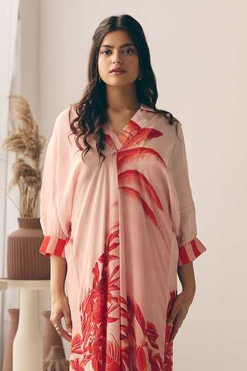 Meher By Islie_Red Crepe V-neck Palm Print Kaftan _at_Aza_Fashions
