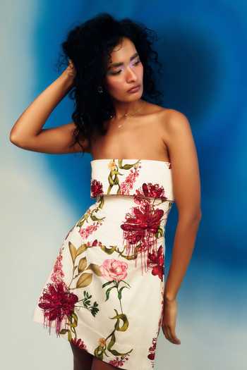 Shriya Som Printed Strapless Mini Dress 