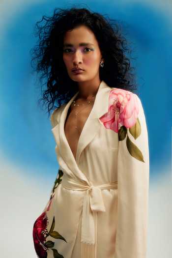 Buy Shriya Som Pink Satin Plunge Neck Passion Printed Blazer With Belt Online at Aza Fashions Buy_Shriya Som_Pink Satin Plunge Neck Passion Printed Blazer With Belt _Online_at_Aza_Fashions