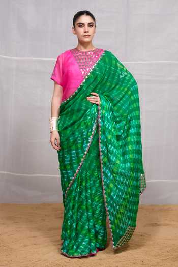 Naina Jain Ret Stripe Pattern Saree With Blouse 