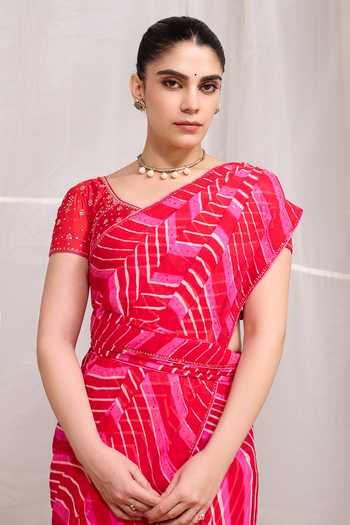 Naina Jain_Pink Silk, Chiffon Round Neck Tarang Hand Dyed Saree With Blouse _Online_at_Aza_Fashions