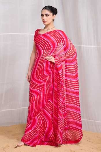 Naina Jain Tarang Hand Dyed Saree With Blouse 