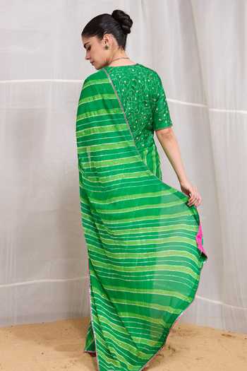 Naina Jain Tarang Leheriya Pattern Saree With Blouse 
