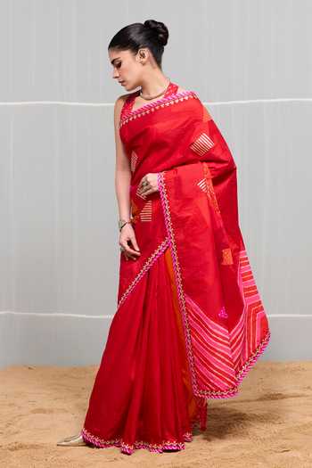 Naina Jain Red Silk Boond Embroidered Saree With Unstitched Blouse Piece at Aza Fashions Naina Jain_Red Silk Boond Embroidered Saree With Unstitched Blouse Piece _at_Aza_Fashions