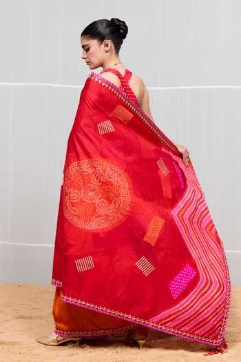 Naina Jain Boond Embroidered Saree With Unstitched Blouse Piece 