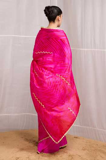 Naina Jain Dor Embroidered Saree With Unstitched Blouse Piece 